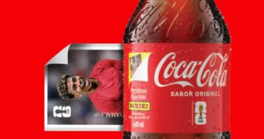 Coca acerta ao recolher garrafas com figurinhas furtadas, mas risco era previsível, dizem analistas