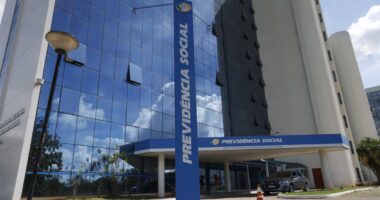 Governo Lula descumpre metas com filas do INSS em 2025 e tenta agilizar benefícios em ano eleitoral