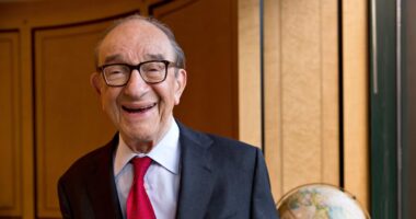 Greenspan, uma vida entre a música, a economia e o Fed