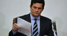 Moro reage a Gleisi e diz que projeto político vai 'bloquear as pretensões do PT' no PR