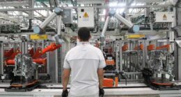 Produção industrial brasileira avança 0,7% em abril, no quarto mês seguido de alta, aponta IBGE