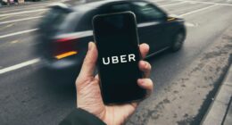 Uber anuncia corte de 23% em divisão de RH e cultura para simplificar estrutura das equipes