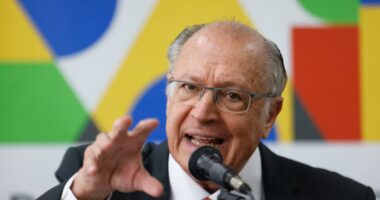 Em meio ao tarifaço dos EUA, Alckmin diz que exportações à Europa cresceram R$ 10 bi em 2 meses
