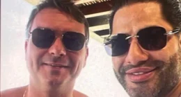 Foto com 'capanga de Vorcaro' cria "problemão" para Flávio Bolsonaro