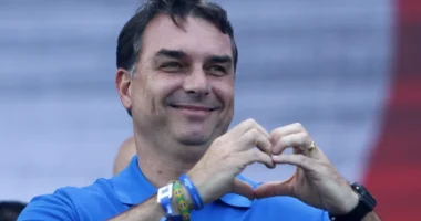 Genial/Quaest: 57% dizem que conhecem e não votariam em Flávio Bolsonaro