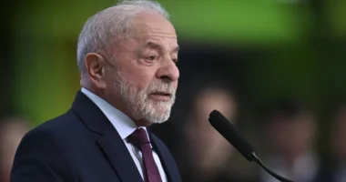 Genial/Quaest: Lula amplia vantagem e venceria Flávio Bolsonaro nos dois turnos
