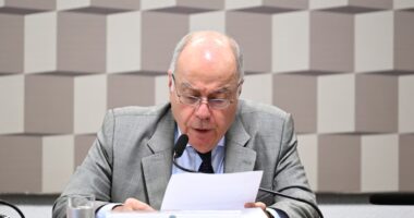Governo Lula defende Pix em resposta aos EUA e propõe negociações bilaterais sobre etanol