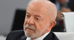 Governo Lula repudia atuação de Flávio Bolsonaro nos EUA e cita vínculo com caso Master