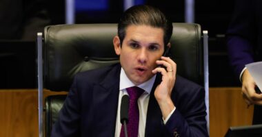 Motta defende uso da Lei de Reciprocidade Econômica como resposta às tarifas dos EUA