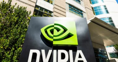 Nvidia deve ser ‘fiadora’ de US$ 250 bi da OpenAI; mercado caiu 5% e tem razão em se preocupar
