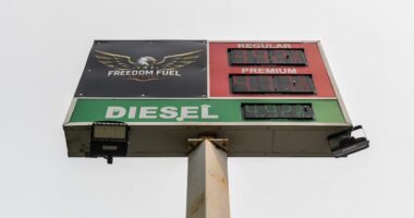 O novo gargalo: o problema não é apenas fazer o petróleo sair de onde é produzido; é processá-lo