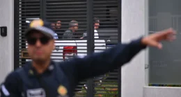 Supremo mantém prisão domiciliar de Bolsonaro, mas endurece restrições