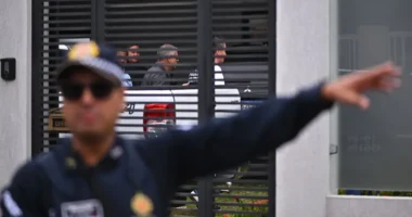 Supremo mantém prisão domiciliar de Bolsonaro, mas endurece restrições