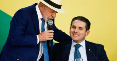 Câmara aprova gatilhos para governo conseguir fechar proposta de Orçamento para 2027