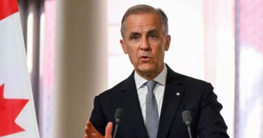 Canadá prepara retaliação a novas tarifas de Trump em meio à escalada da guerra comercial