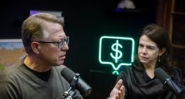 Cenário preocupa e Brasil tem desaceleração contratada em 2027, dizem Marcos Lisboa e Solange Srour