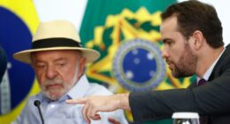 Durigan culpa juros por aumento da dívida e diz que governo não discute desvincular salário mínimo