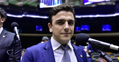 Relator vê chance maior de votar projeto de big techs após eleições e cita pressão sobre deputados