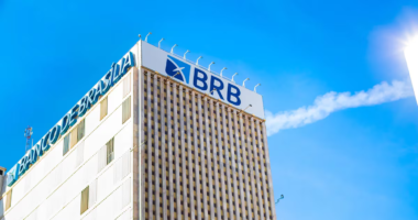 Saída menos dolorosa para o BRB é a separação de ativos e a venda do banco, como ocorreu nos anos 90
