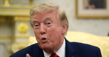 Trump anuncia suspensão temporária de tarifas sobre a importação de carne moída