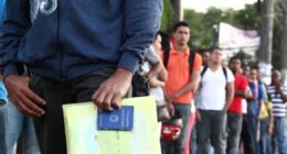 Desemprego até agosto fica em 5,3%, aponta IBGE
