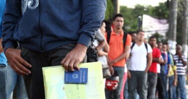 Desemprego até agosto fica em 5,3%, aponta IBGE