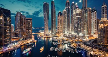 Dubai registra 869 mil turistas internacionais em agosto, melhor mês do ano desde o início da guerra