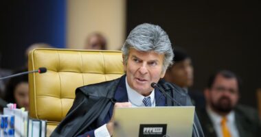 Fux pede manifestações em ação do DF que quer obrigar União a dar garantia a empréstimo para BRB