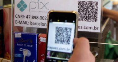 Recebeu R$ 5 milhões no Pix por engano, devolveu e ficou devendo à Receita? Entenda a história
