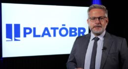Diretor de Redação deixa o PlatôBR e repudia diálogos de Carneiro, dono do site, com Vorcaro