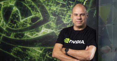 Inteligência artificial não é bolha nem vai acabar com empregos, diz executivo da Nvidia