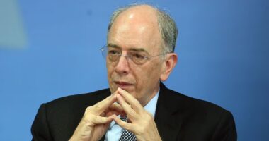 Pedro Parente diz que saiu de jantar com Flávio Bolsonaro com impressão pior do que entrou