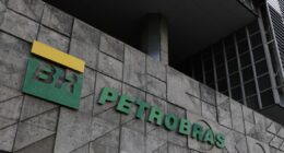 Petrobras aumenta o preço do querosene de aviação em 11,8%