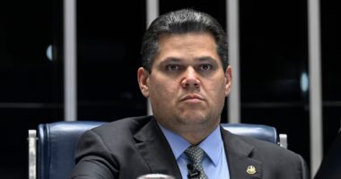 Senado aprova aumento do teto e perdão de dívidas de MEIs e dá aval a mais uma bandeira de Lula