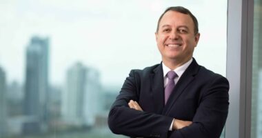 ‘Brasileiro terá de aprender a pagar por bagagem se quiser aviação de baixo custo’, diz executivo